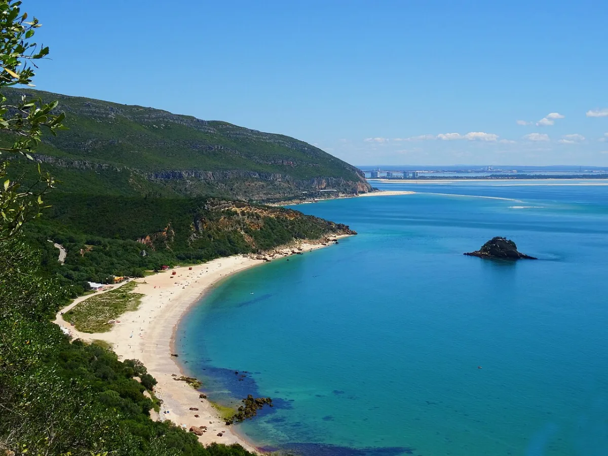 Arrábida & Sesimbra Private Tour