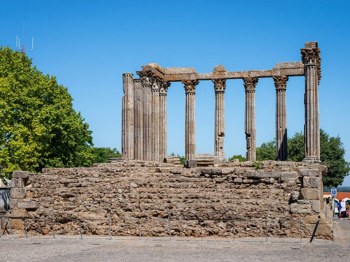 Évora Private Tour from Lisbon