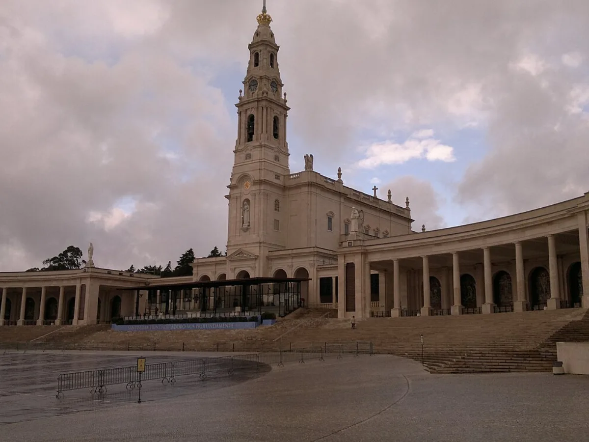 Fátima, Nazaré & Óbidos Private Tour